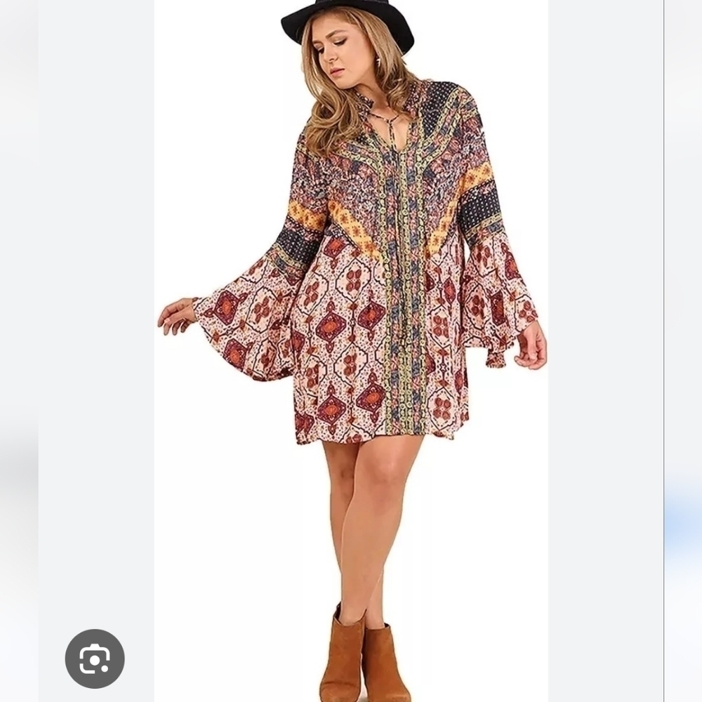 Umgee Daydream Believer Bohemian Bell Sleeve Mini Dress Medium Mixed Prints